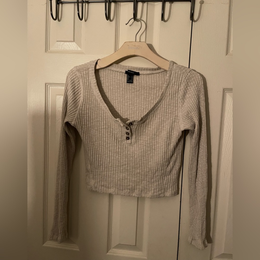 FOREVER 21 beige thick material crop top
